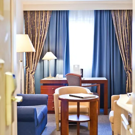 Hotel Le Chatelain-2